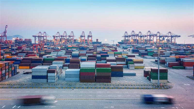 Instant Logistics vs Traditional Logistics: What’s the Difference in 2026?